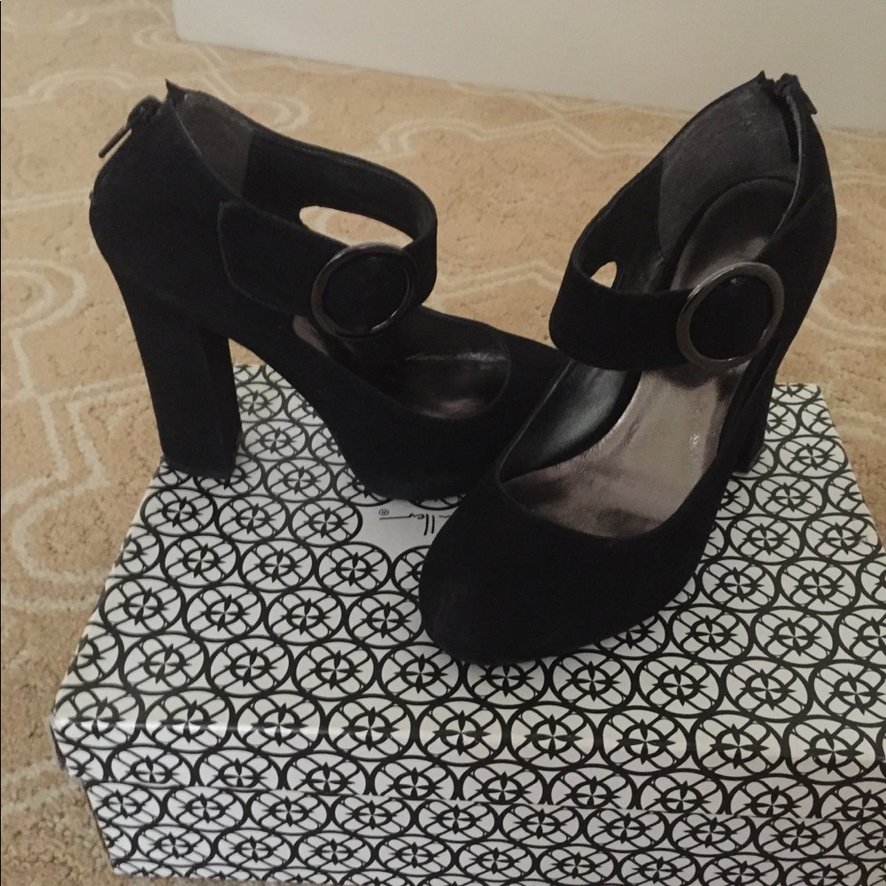 Black suede heels